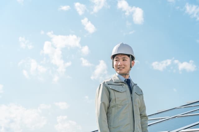太陽光発電の自主点検は可能？法的制限と安全性